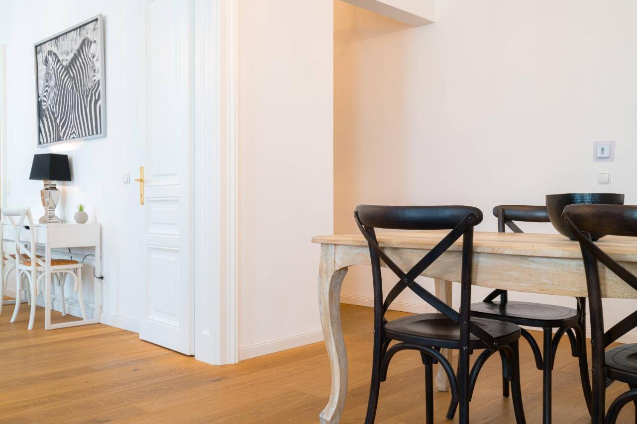 Vienna Residence, Naschmarkt - Museumsquartier ภายนอก รูปภาพ